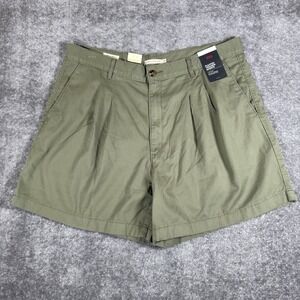 NWT Levis Pleated Trouser Shorts Womens 34 Green High Waist Lyocell Blend Preppy